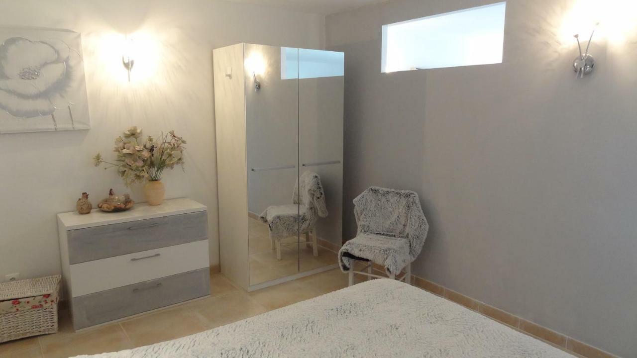 Ferienwohnung Les Chevrefeuilles Manosque Exterior foto